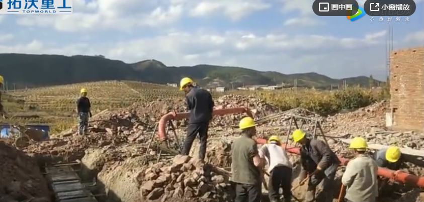 优盈重工搅拌拖泵T6四川凉山地基和楼面施工